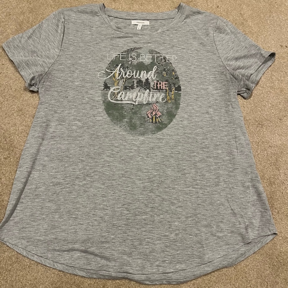 LAST CHANCE ❗️Maurices graphic T-shirt